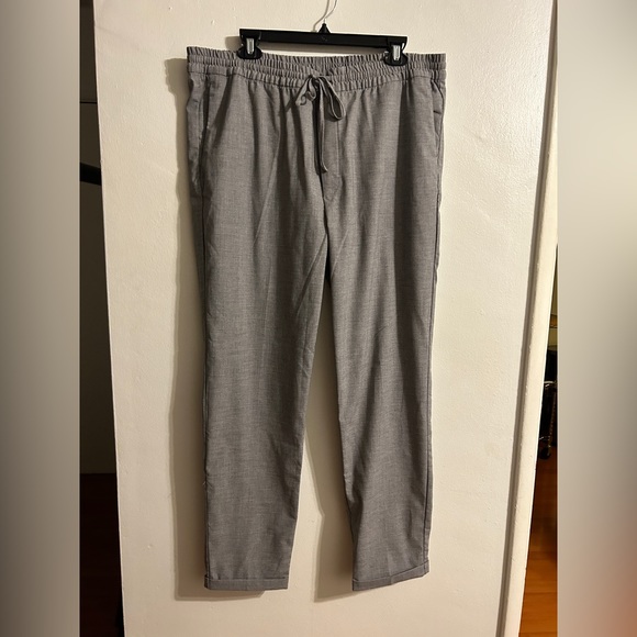 H&M Pants - EUC H&M gray linen joggers in a size XL